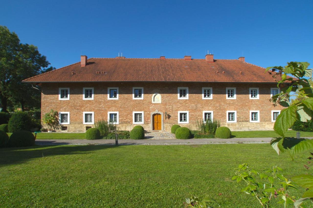 Hoellerhof Sankt Marien Buitenkant foto